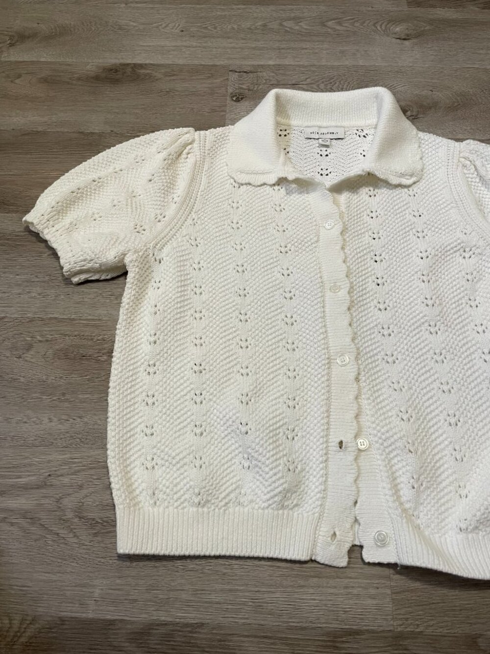 Collared Cardigan - Picture 10 of 12